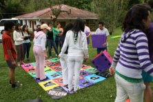 evento empresarial para fin de año adultos y jovenes 